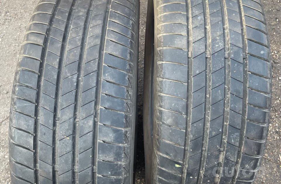Bridgestone T005MO 205/55 R17 91W zomerbanden 10433 3286341043310