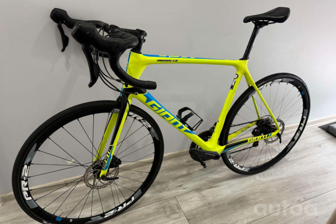 Giant Advanced Pro 2
