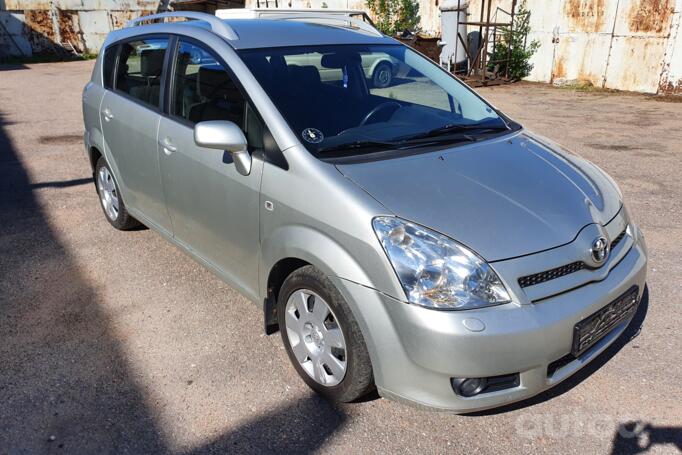Toyota Corolla Verso 1 generation [restyling] Minivan