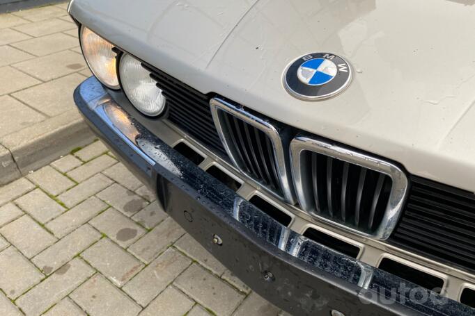 BMW 5 Series E28 Sedan