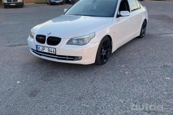 BMW 5 Series E60/E61 Sedan