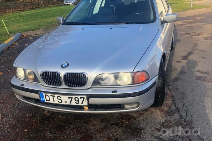 BMW 5 Series E39 Touring wagon