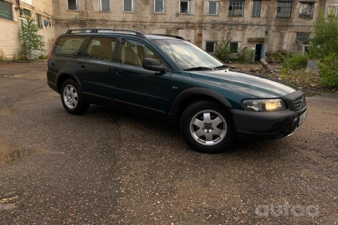 Volvo XC70 2 generation wagon