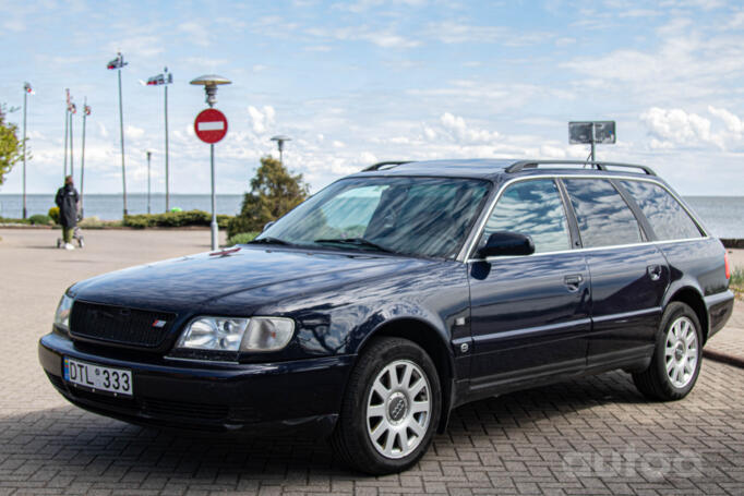 Audi A6 A4/C4 wagon