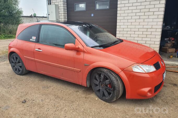 Renault Megane RS 2 generation
