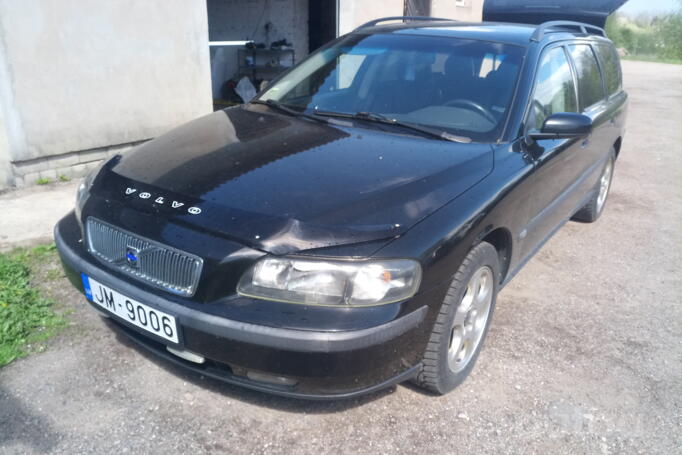 Volvo V70 2 generation R wagon 5-doors