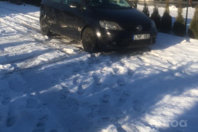 Volkswagen Golf Plus 1 generation