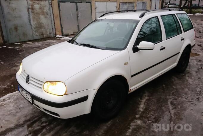 Volkswagen Golf 4 generation wagon