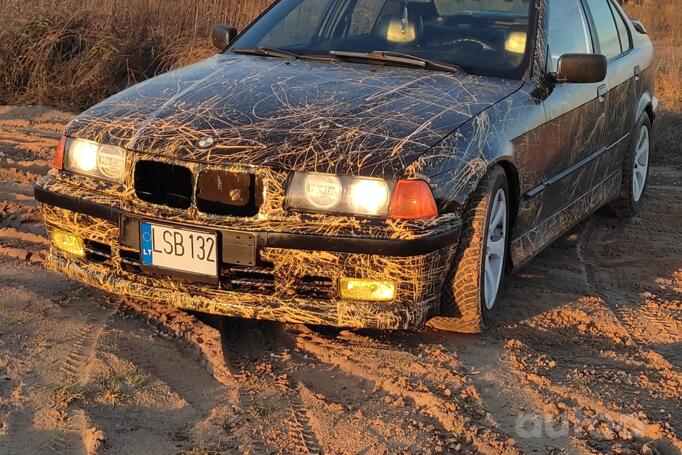 BMW 3 Series E36 Sedan