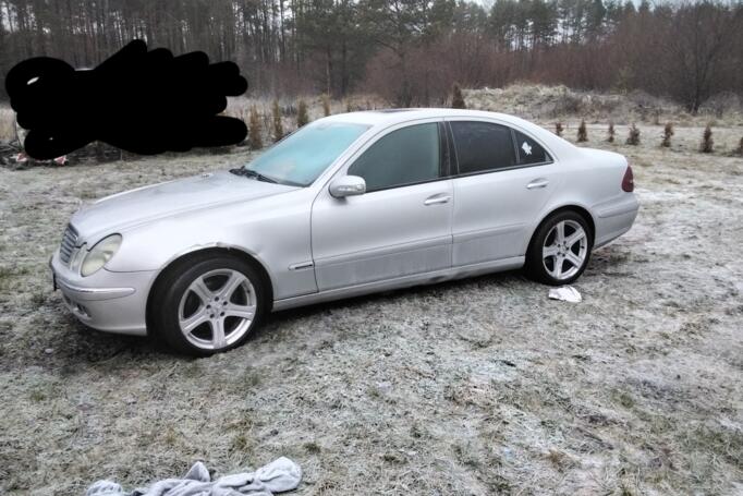 Mercedes-Benz E-Class W211/S211 Sedan 4-doors