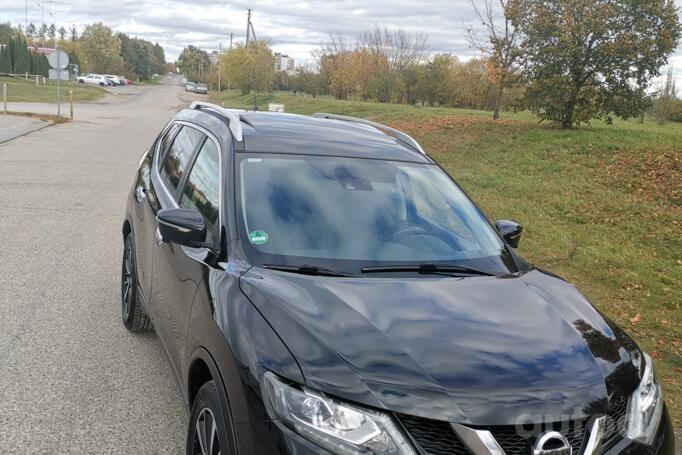 Nissan X-Trail T32 Crossover