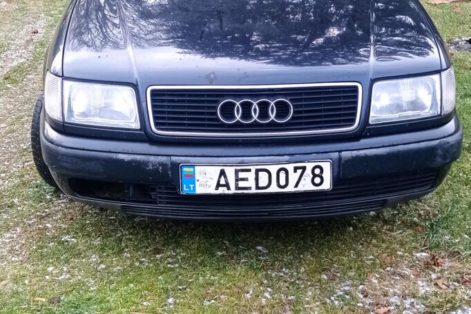 Audi 100 4A/C4 Sedan