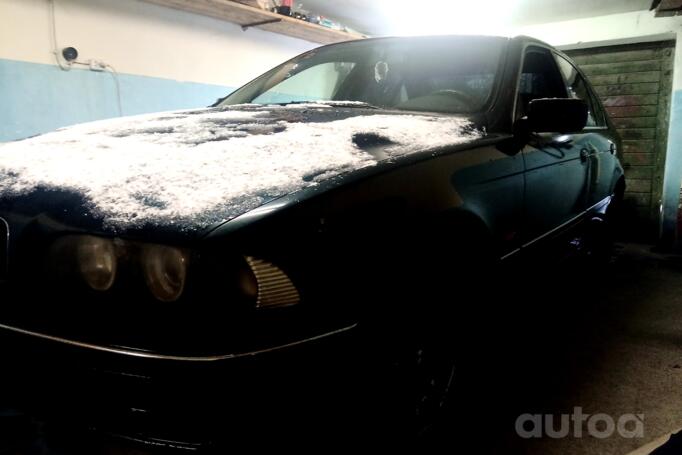 BMW 5 Series E39 Sedan 4-doors