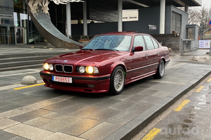 BMW 5 Series E34 Sedan
