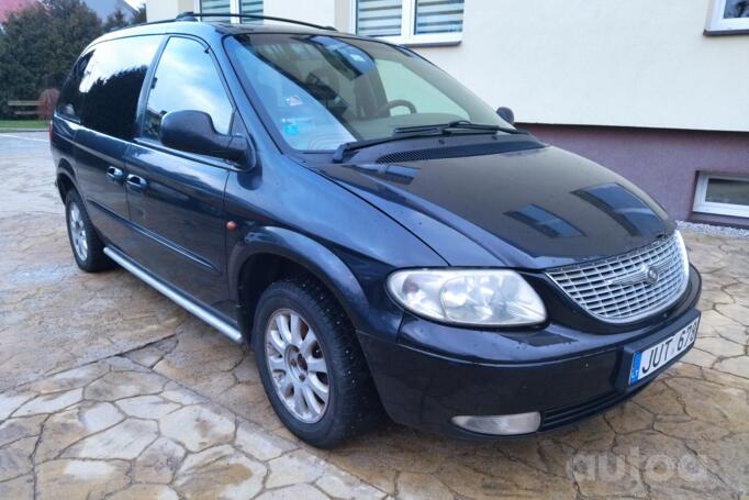 Chrysler Voyager 4 generation Minivan