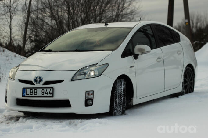 Toyota Prius 3 generation Hatchback 5-doors