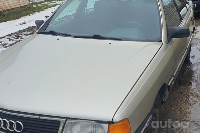 Audi 100 4A/C4 Sedan