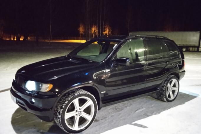 BMW X5 E53 Crossover