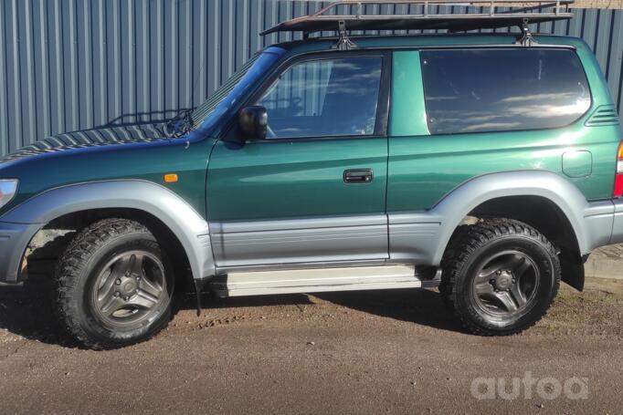 Toyota Land Cruiser J80 SUV 5-doors