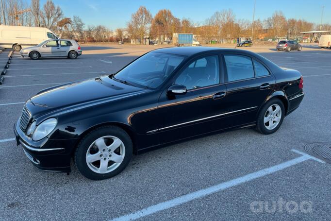 Mercedes-Benz E-Class W211 Sedan