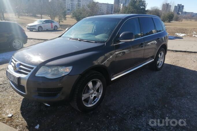 Volkswagen Touareg 1 generation [restyling] Crossover