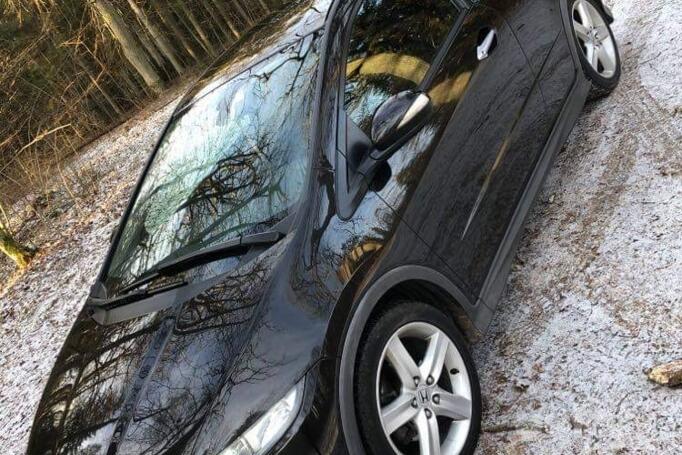 Honda Civic 8 generation Type-S hatchback 3-doors