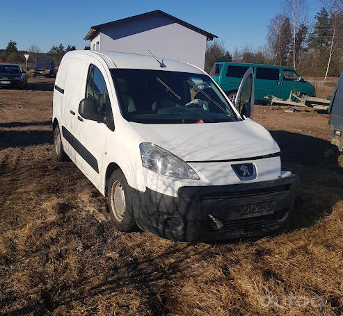 Peugeot Partner 2 generation Tepee minivan