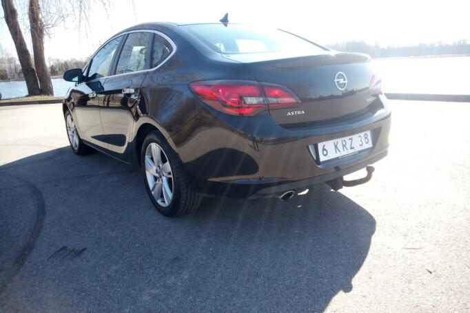 Opel Astra J [restyling] Sedan