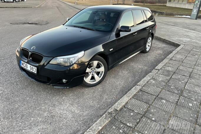 BMW 5 Series E60/E61 Touring wagon