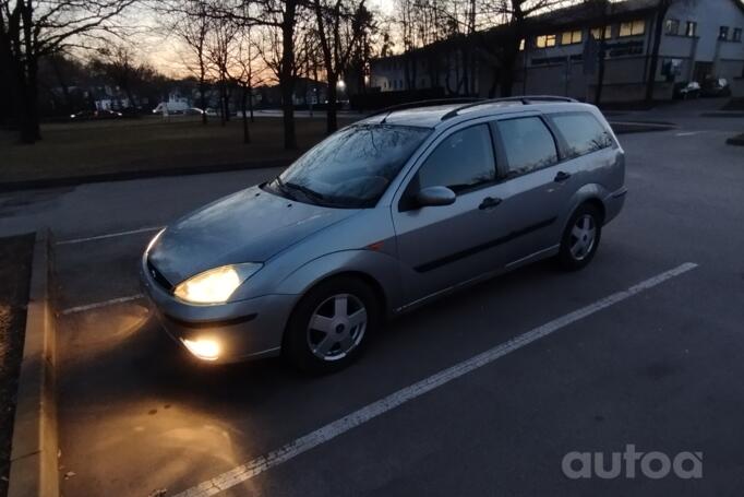 Ford Focus 1 generation wagon 5-doors