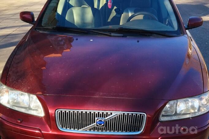 Volvo V70 2 generation R wagon 5-doors