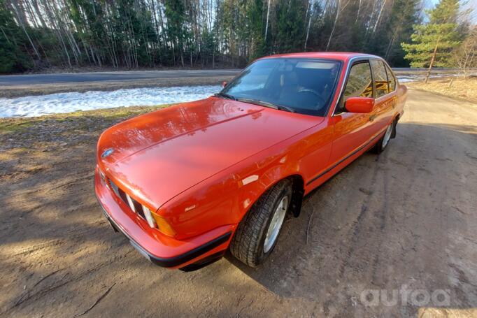 BMW 5 Series E34 Sedan