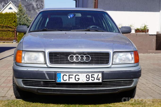 Audi 100 4A/C4 Sedan