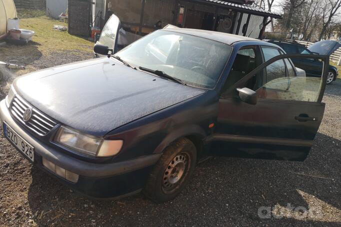 Volkswagen Passat B4 Sedan