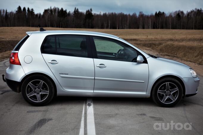 Volkswagen Golf 5 generation Hatchback 5-doors