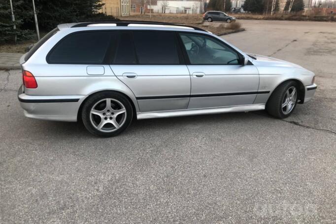 BMW 5 Series E39 Touring wagon