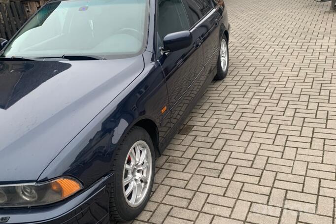 BMW 5 Series E39 [restyling] Sedan