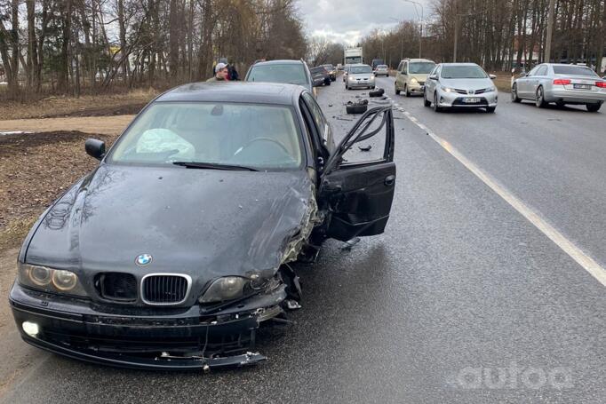 BMW 5 Series E39 [restyling] Sedan