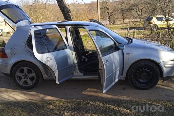 Volkswagen Golf 4 generation Hatchback 5-doors