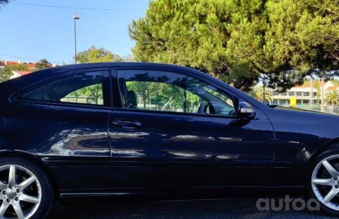 Mercedes-Benz C-Class W203/S203/CL203 Coupe 3-doors