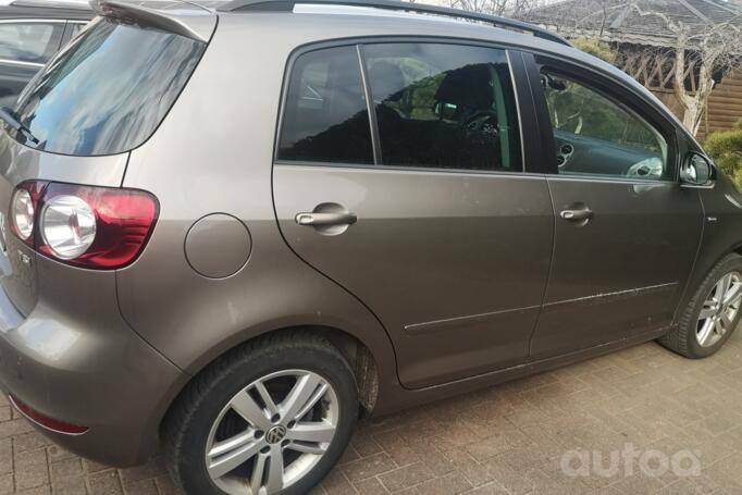 Volkswagen Golf Plus 2 generation