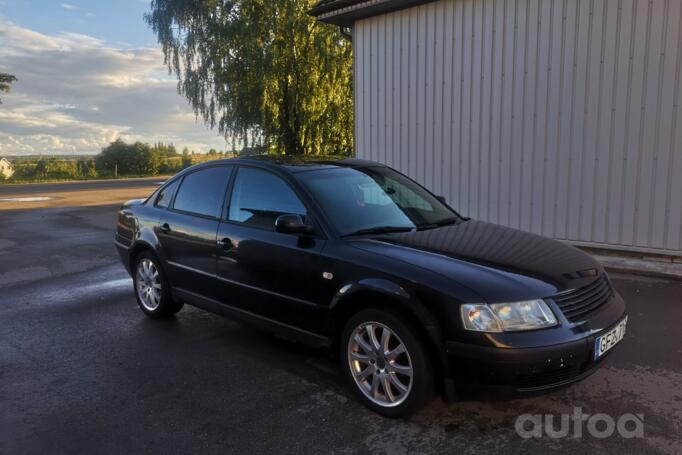 Volkswagen Passat B5 Sedan 4-doors