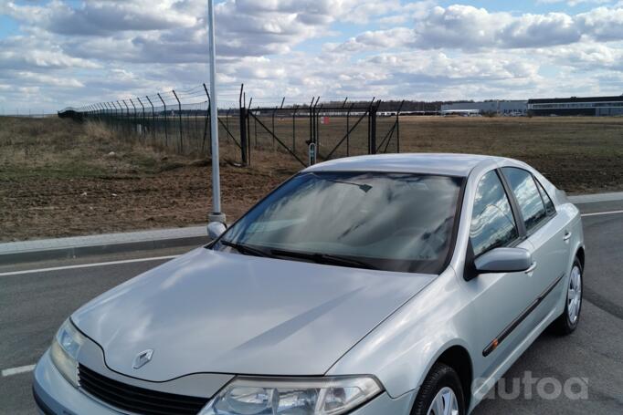 Renault Laguna 2 generation Liftback
