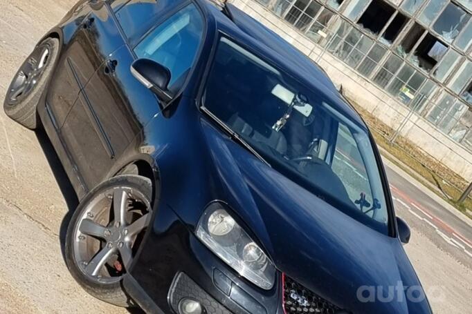 Volkswagen Golf 5 generation Hatchback 5-doors