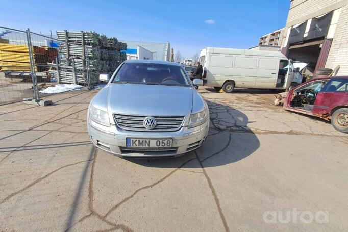 Volkswagen Phaeton 1 generation Sedan