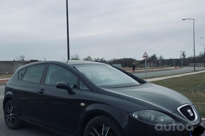 SEAT Leon 2 generation Hatchback 5-doors