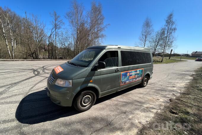Volkswagen Transporter T5 Minivan 4-doors