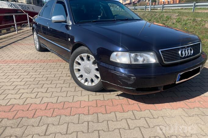 Audi A8 D2/4D Sedan 4-doors