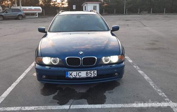 BMW 5 Series E39 Touring wagon