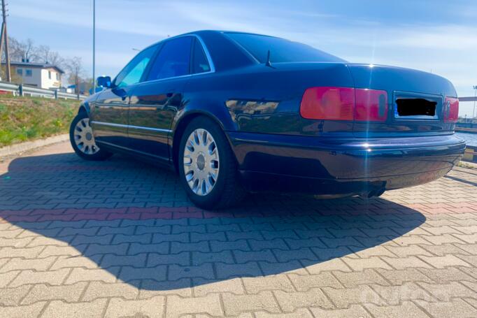 Audi A8 D2/4D Sedan 4-doors
